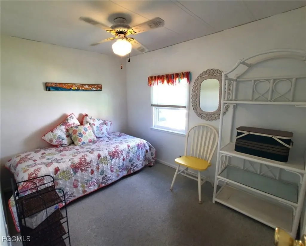 865 Moonlight Drive North Fort Myers FL 33917