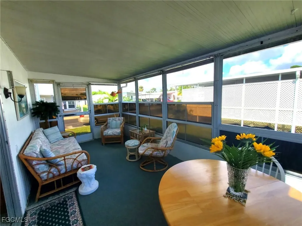 865 Moonlight Drive North Fort Myers FL 33917