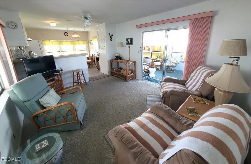 865 Moonlight Drive North Fort Myers FL 33917