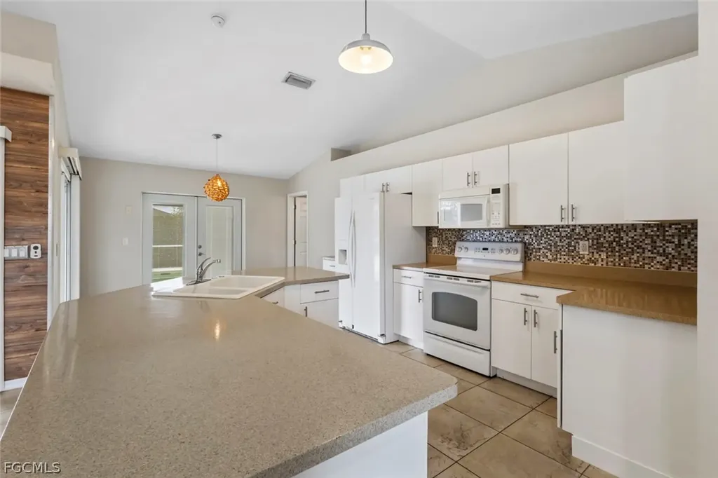 2908 Colin Avenue S Lehigh Acres FL 33976