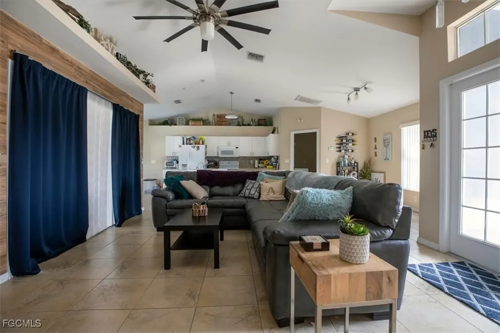 2908 Colin Avenue S Lehigh Acres FL 33976