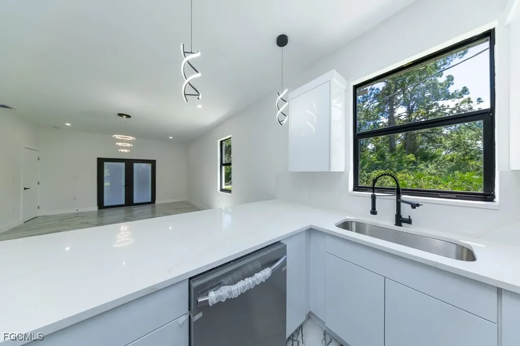 2006 Truman Avenue Alva FL 33920