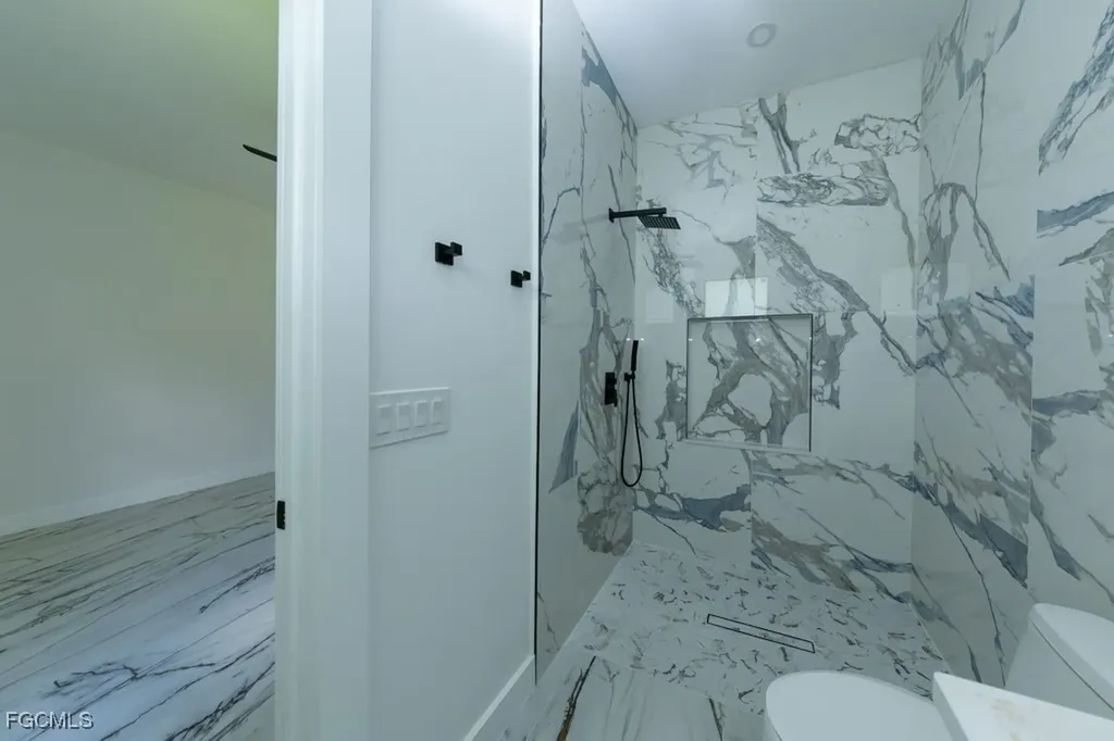 2006 Truman Avenue Alva FL 33920