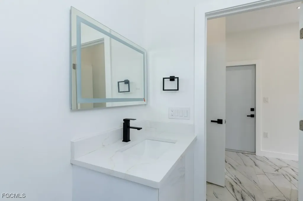 2006 Truman Avenue Alva FL 33920