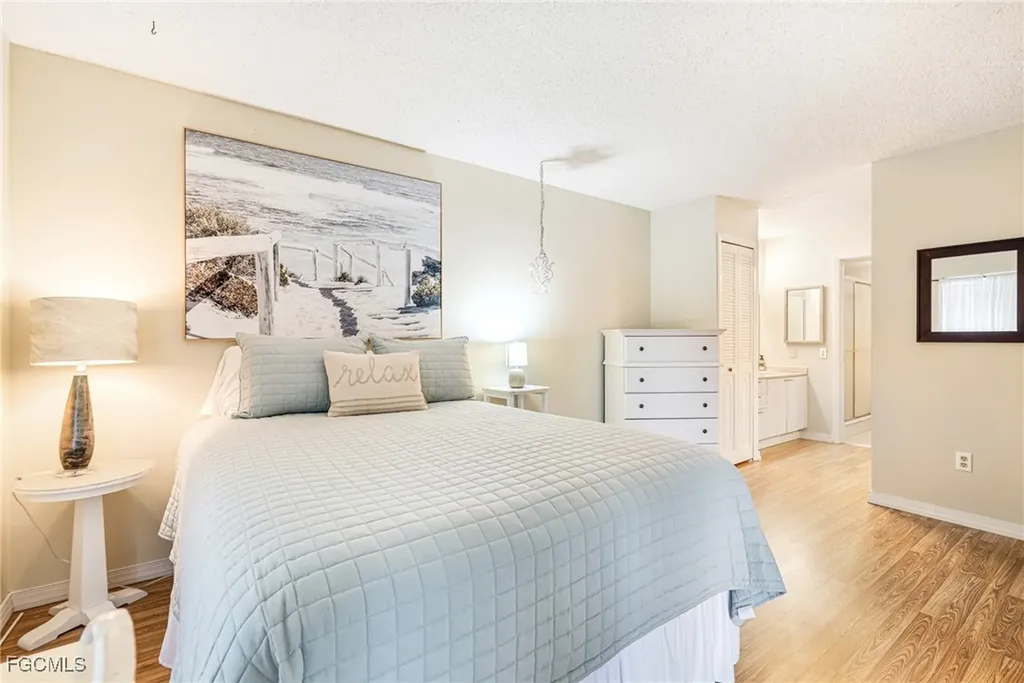 7113 Quail Run Court W Fort Myers FL 33908