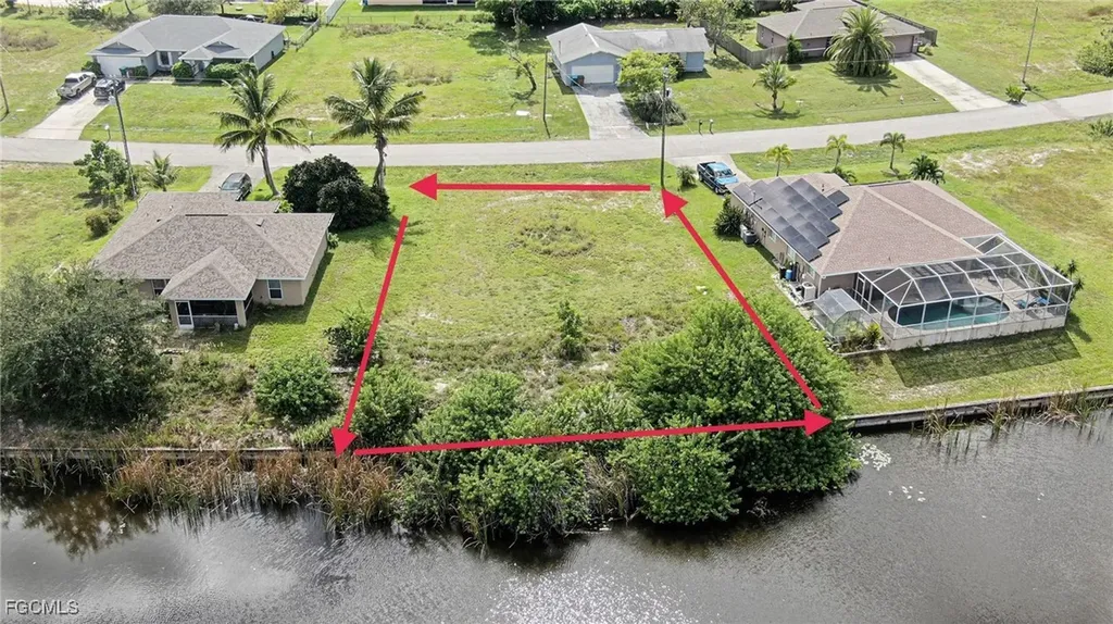 523 NW 19th Place Cape Coral FL 33993