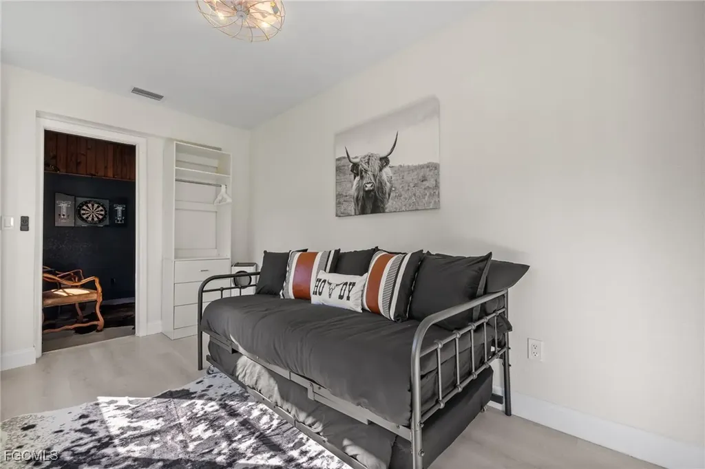 17780 Caloosa Road Alva FL 33920