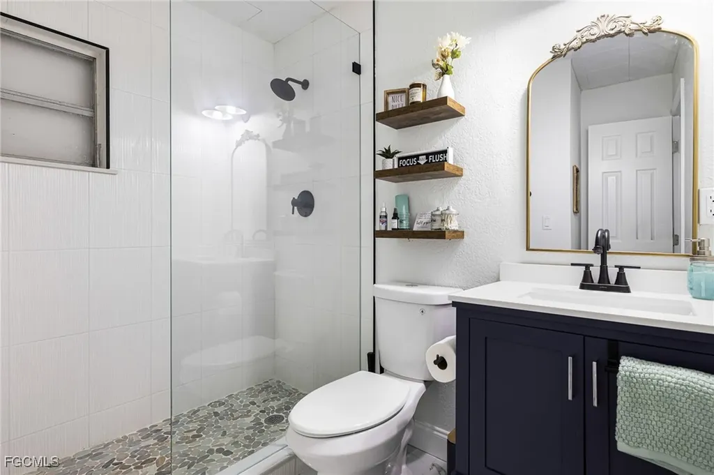 17780 Caloosa Road Alva FL 33920