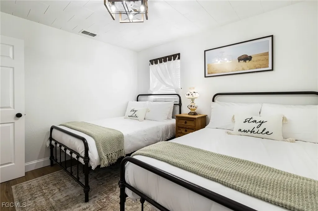 17780 Caloosa Road Alva FL 33920