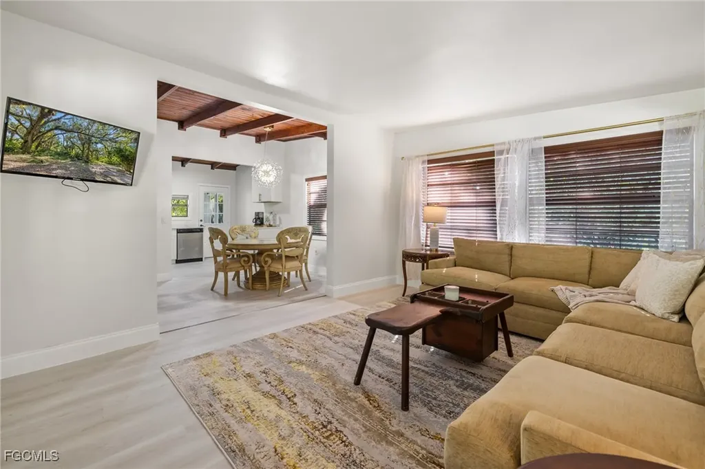 17780 Caloosa Road Alva FL 33920