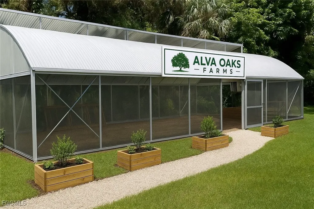 17780 Caloosa Road Alva FL 33920