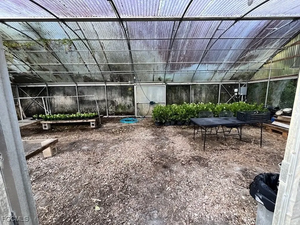 17780 Caloosa Road Alva FL 33920