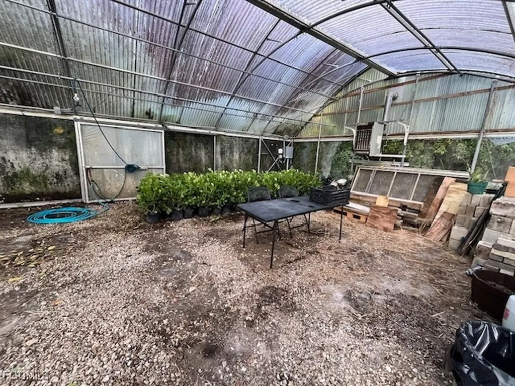 17780 Caloosa Road Alva FL 33920