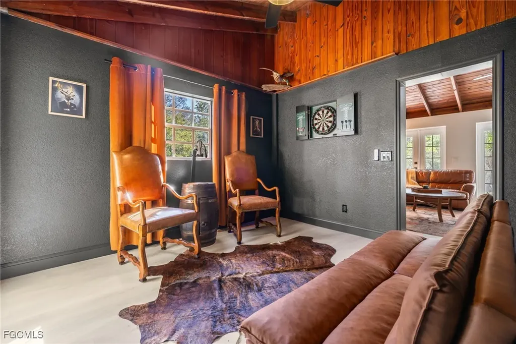 17780 Caloosa Road Alva FL 33920