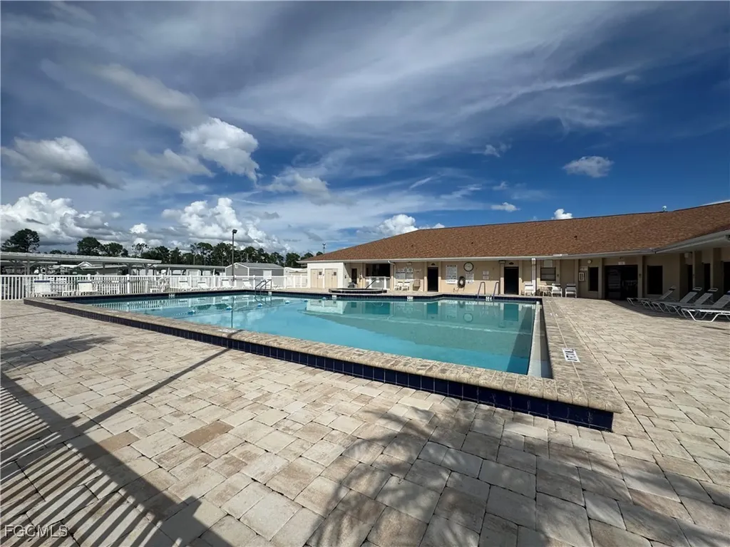 5 Fountain View Boulevard North Fort Myers FL 33903