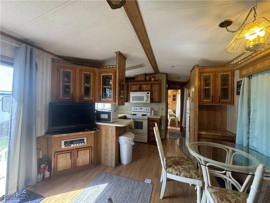 5 Fountain View Boulevard North Fort Myers FL 33903