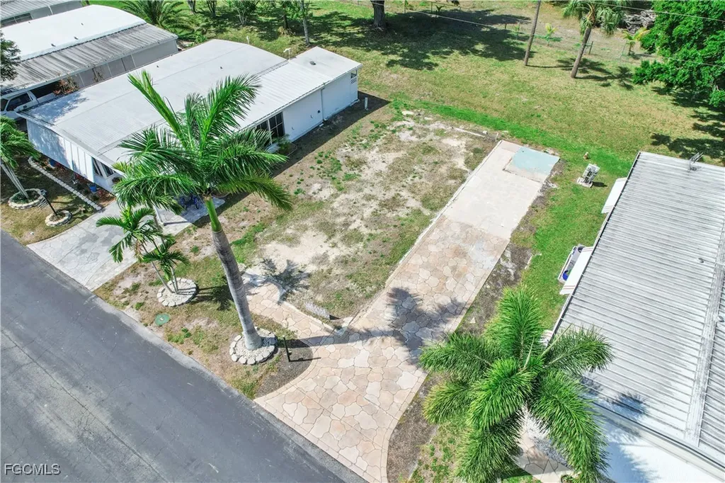 30 W Hampton Drive Fort Myers FL 33908