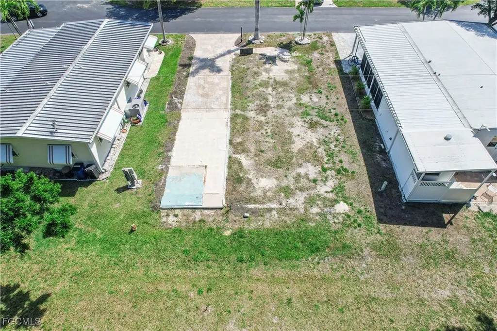 30 W Hampton Drive Fort Myers FL 33908