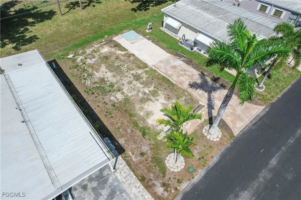 30 W Hampton Drive Fort Myers FL 33908