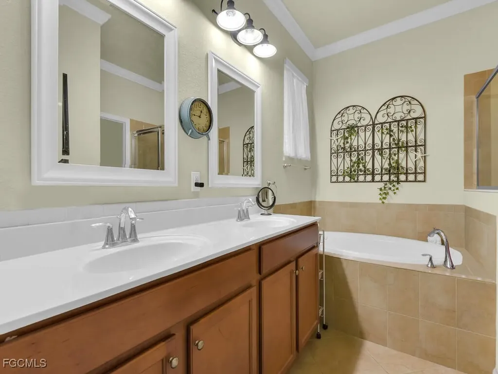 3723 Treasure Cove Circle Naples FL 34114