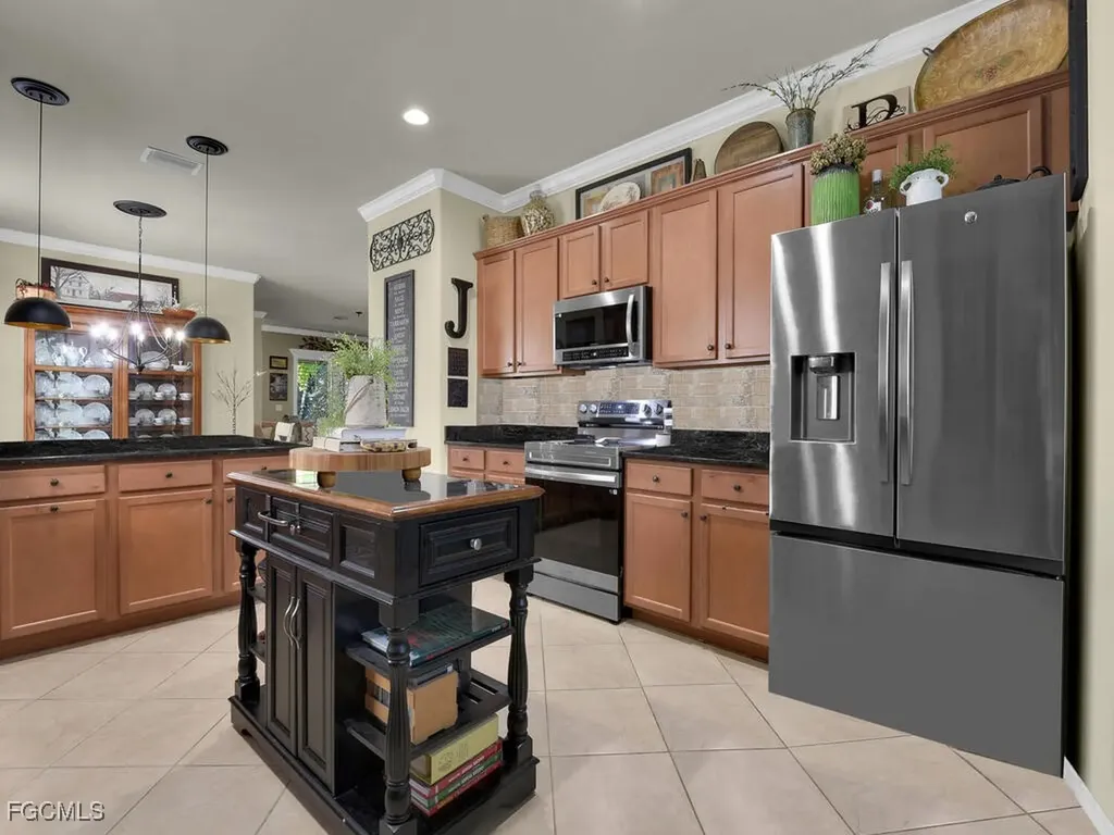 3723 Treasure Cove Circle Naples FL 34114