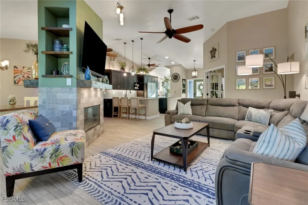 13138 Radcliffe Drive Fort Myers FL 33966