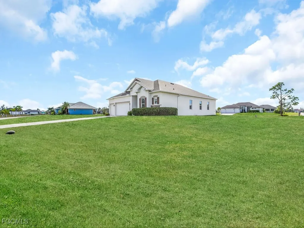 2032 NW 32nd Court Cape Coral FL 33993