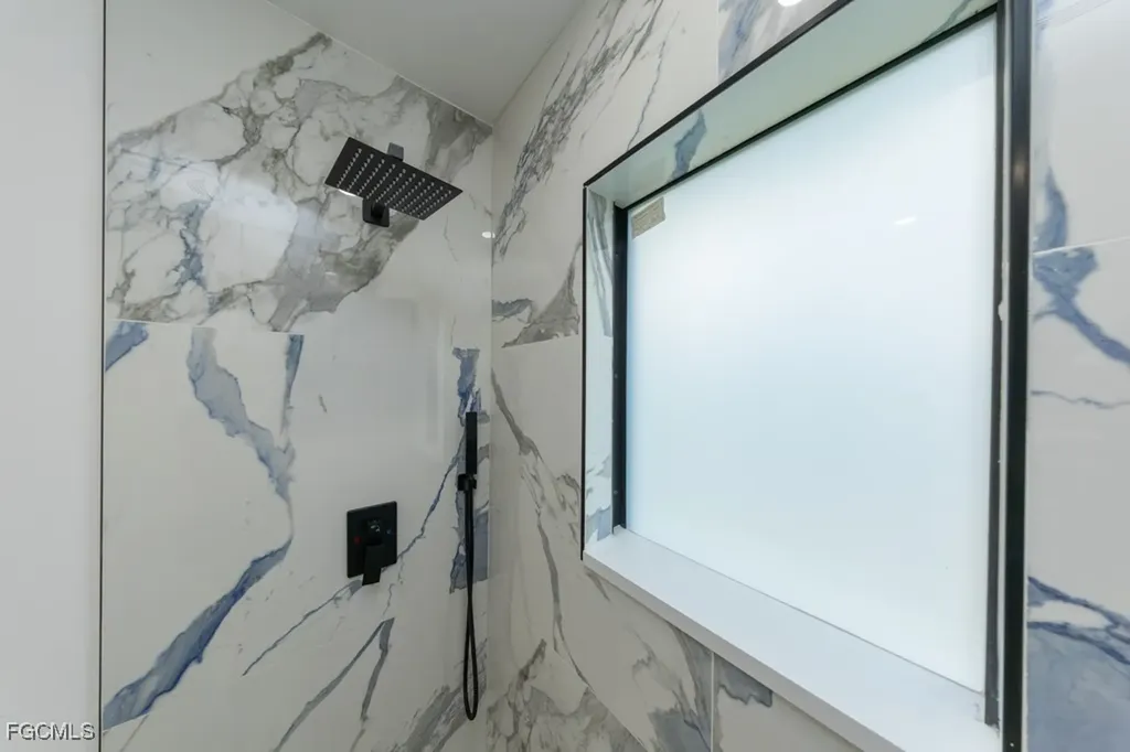 2019 Hamilton Avenue Alva FL 33920