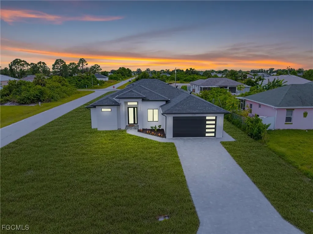 3201 2nd Street SW Lehigh Acres FL 33976
