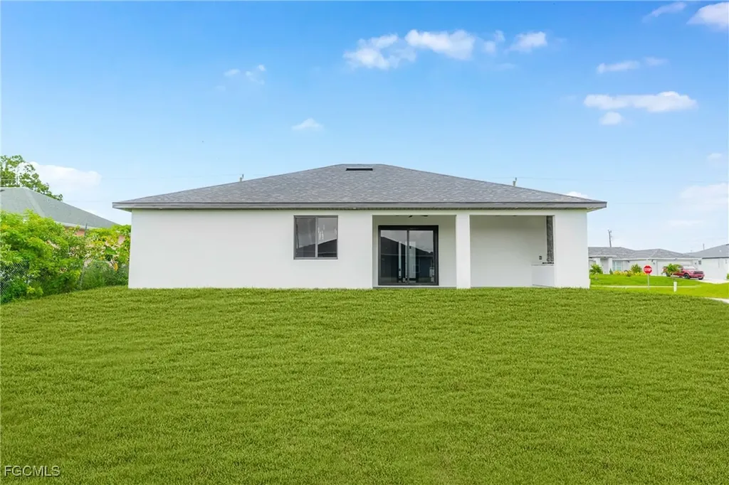 3201 2nd Street SW Lehigh Acres FL 33976