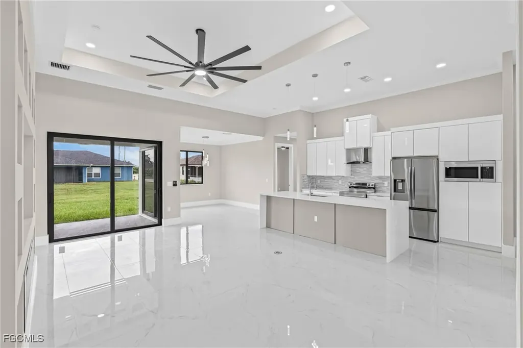 3201 2nd Street SW Lehigh Acres FL 33976