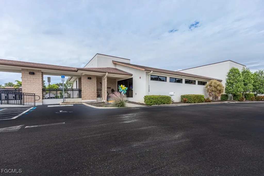 7410 Lake Breeze Drive Fort Myers FL 33907