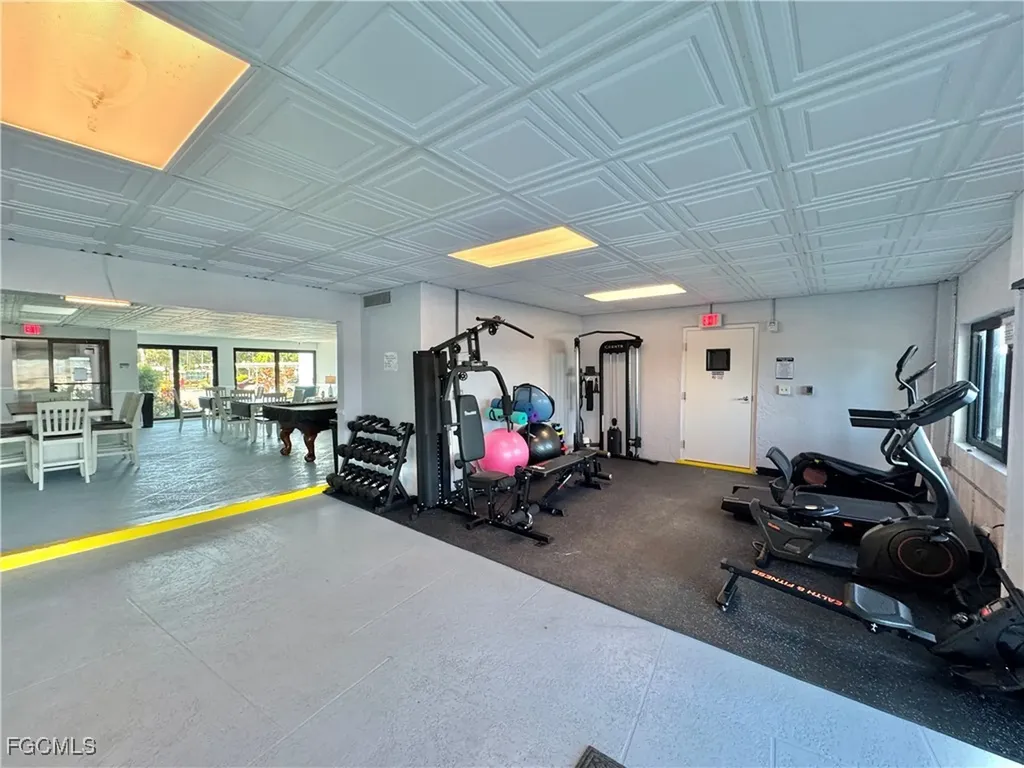 2711 1st Street Fort Myers FL 33916