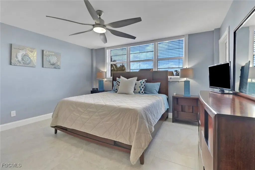 1766 Cape Coral Parkway E Cape Coral FL 33904