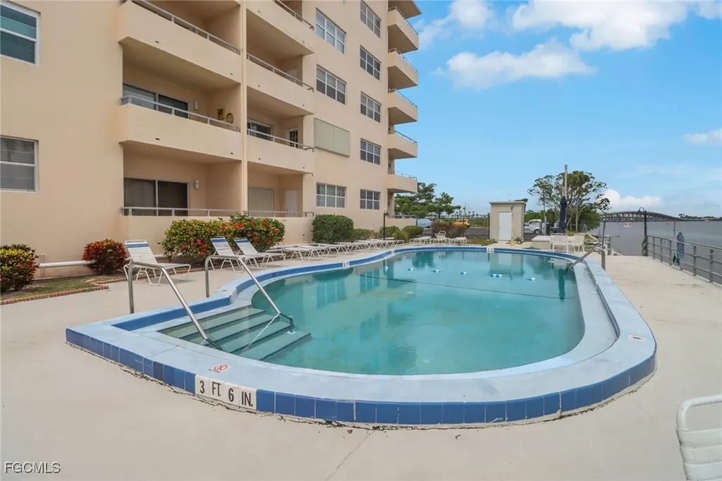 1766 Cape Coral Parkway E Cape Coral FL 33904