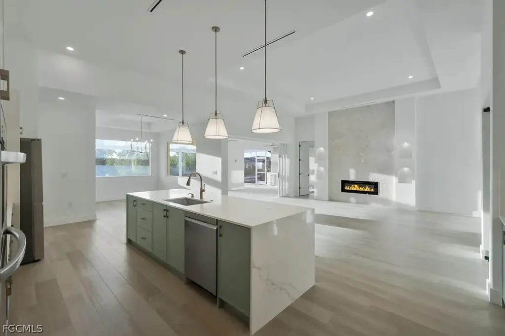 2514 SW 17th Avenue Cape Coral FL 33914