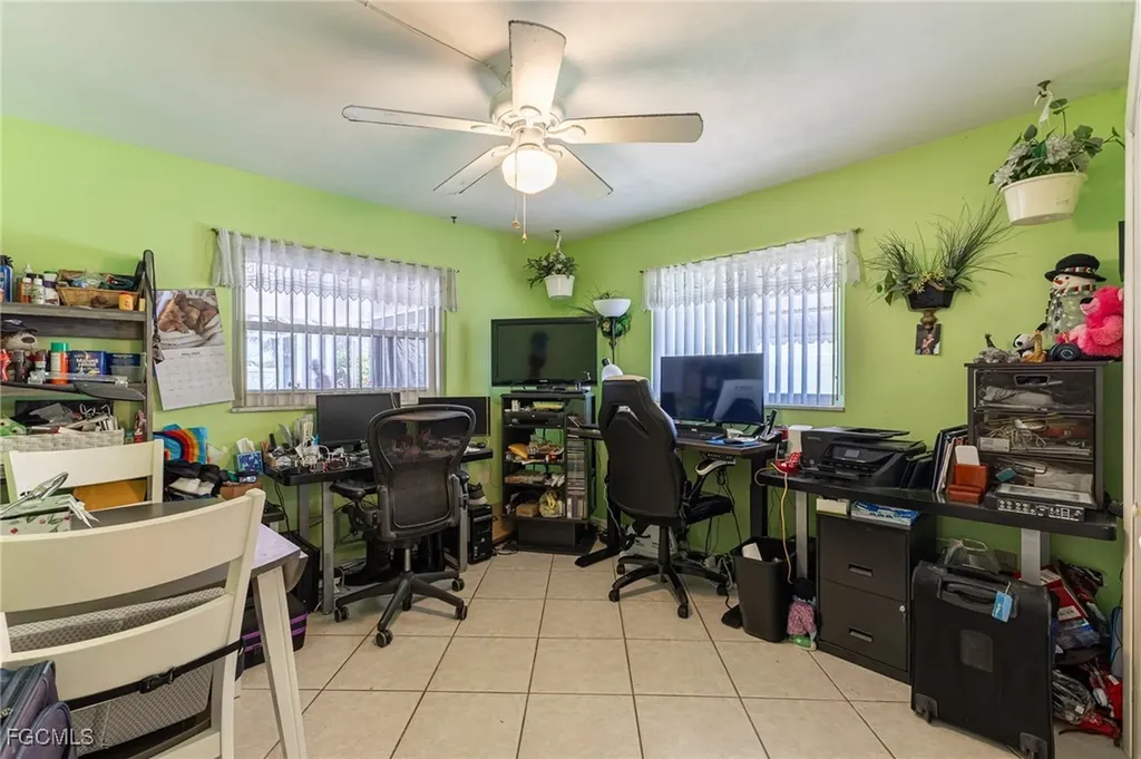 1313 Shelby Parkway Cape Coral FL 33904