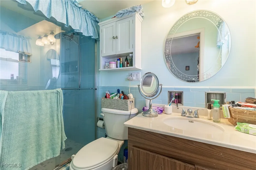 1313 Shelby Parkway Cape Coral FL 33904