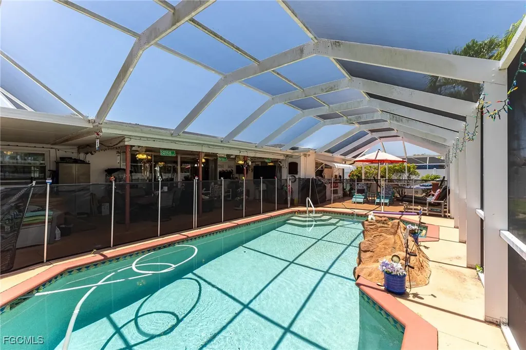 1313 Shelby Parkway Cape Coral FL 33904