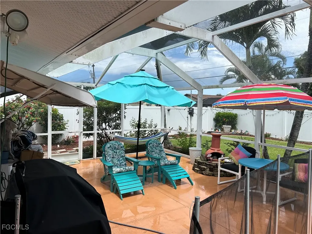 1313 Shelby Parkway Cape Coral FL 33904