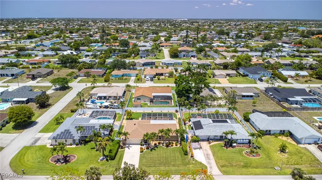 1313 Shelby Parkway Cape Coral FL 33904