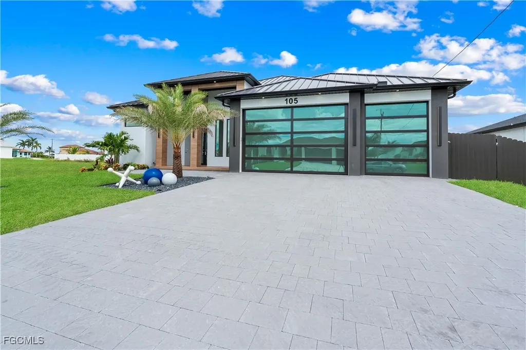 105 SW 33rd Place Cape Coral FL 33991