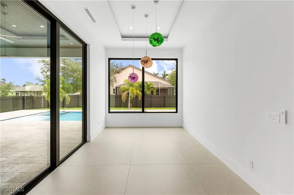 105 SW 33rd Place Cape Coral FL 33991