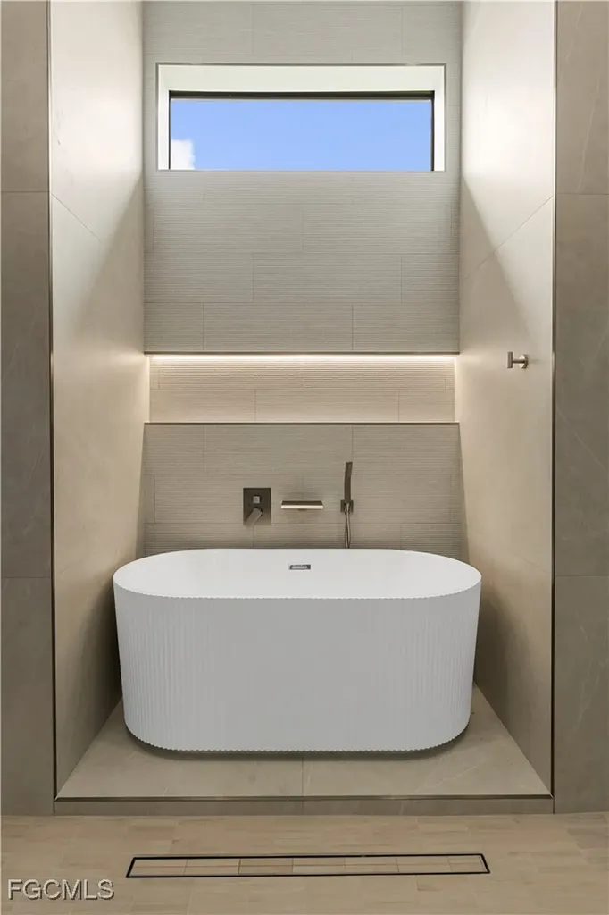 105 SW 33rd Place Cape Coral FL 33991