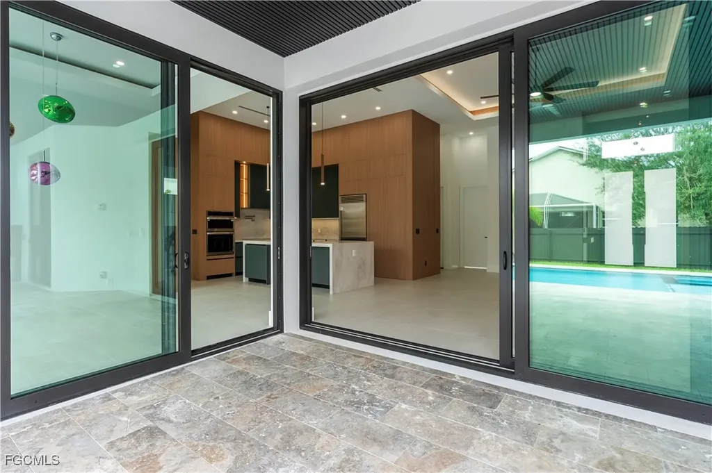 105 SW 33rd Place Cape Coral FL 33991