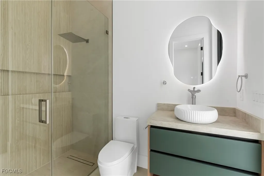 105 SW 33rd Place Cape Coral FL 33991