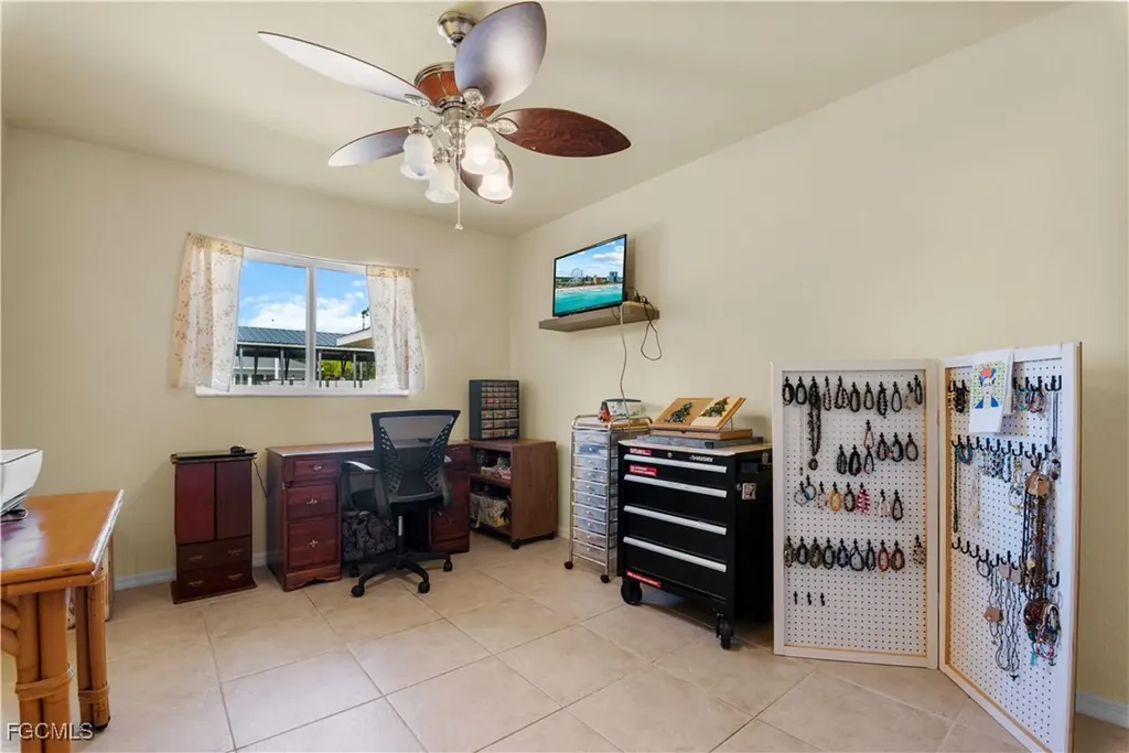 7201 Guava Avenue Bokeelia FL 33922