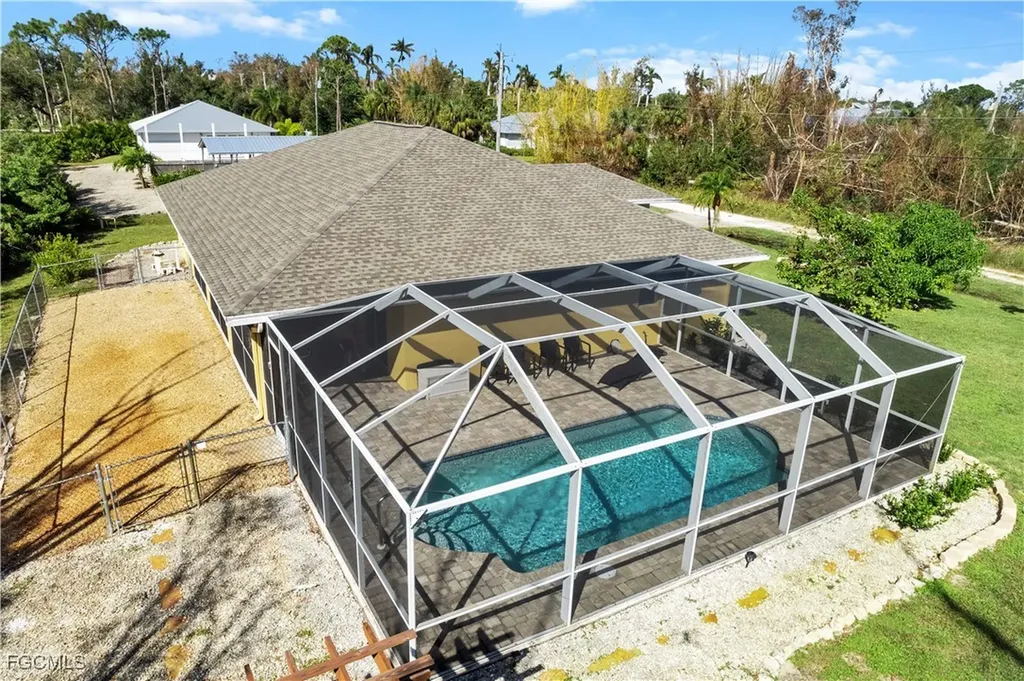 7201 Guava Avenue Bokeelia FL 33922