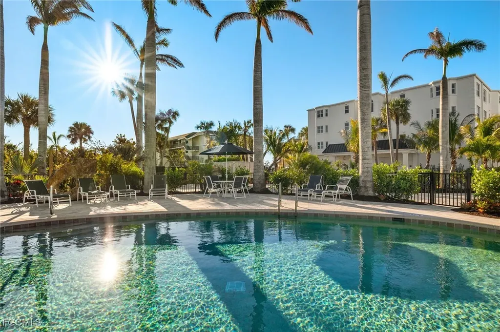 2549 W Gulf Drive Sanibel FL 33957