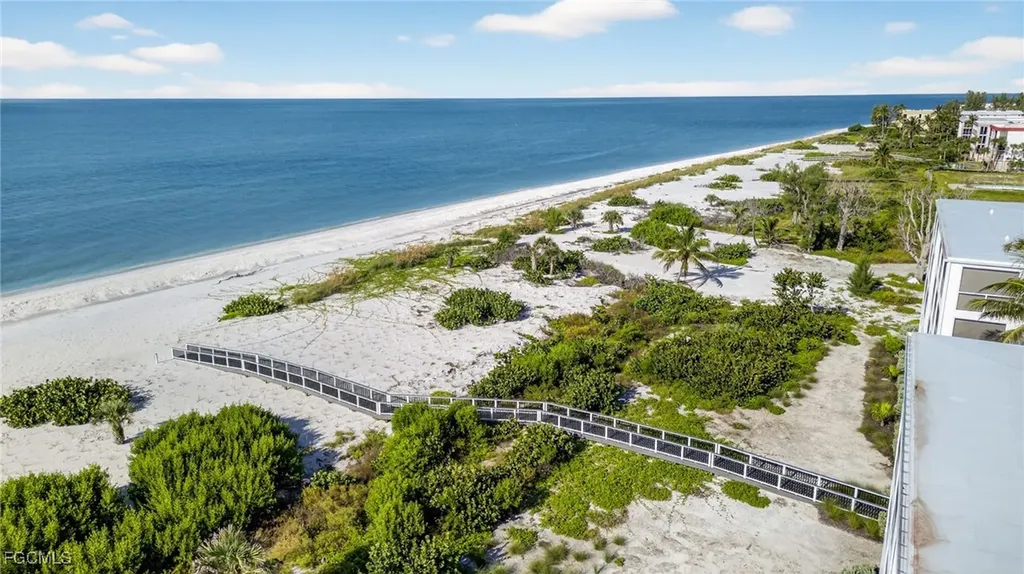 2549 W Gulf Drive Sanibel FL 33957
